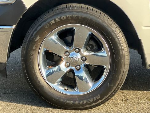 Used 2017 RAM 1500 Tradesman w/ Power & Remote Entry Group image 27