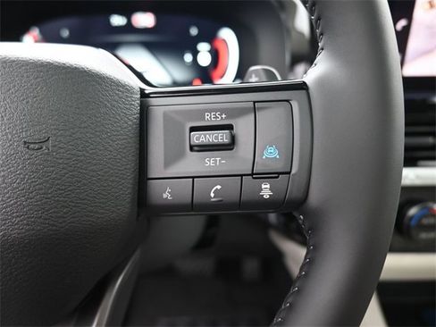 New 2026 Nissan Pathfinder SL w/ SL Premium Package image 2