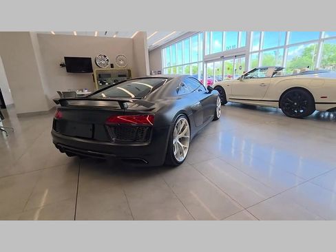 Used 2017 Audi R8 V10 plus AWD/4WD image 39