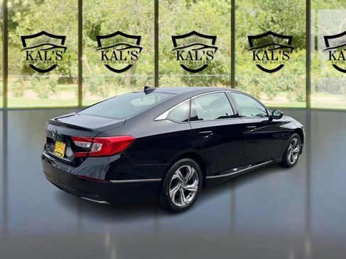Used 2020 Honda Accord EX image 5