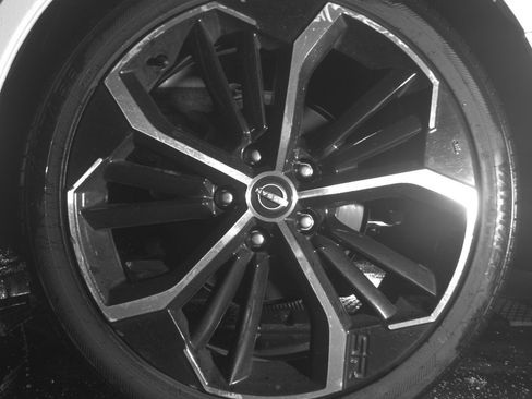 Used 2025 Nissan Altima 2.5 SR image 14