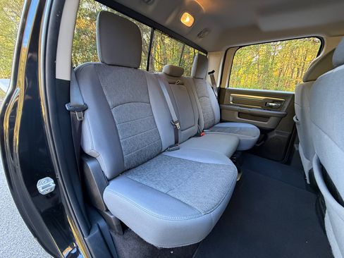 Used 2018 RAM 1500 Big Horn image 36