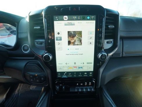 Used 2022 RAM 1500 Laramie image 28