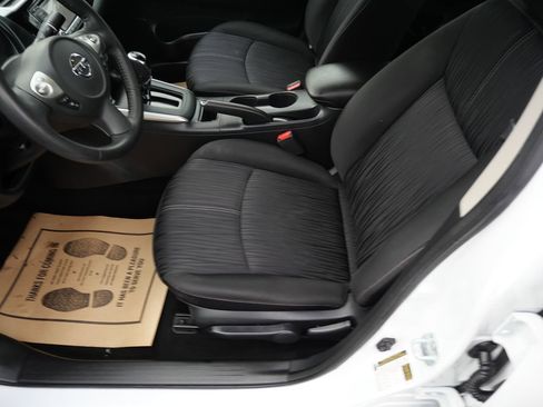 Used 2018 Nissan Sentra SV image 10