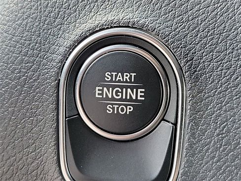 Used 2022 Mercedes-Benz Sprinter 2500 image 22