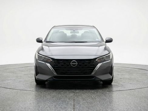 Used 2025 Nissan Sentra SV FWD image 2