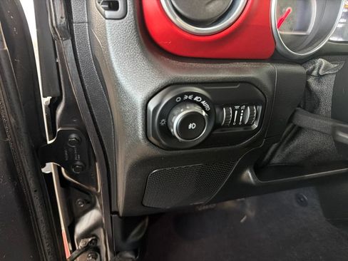 Used 2020 Jeep Wrangler Unlimited Rubicon w/ LED Lighting Group AWD/4WD image 22