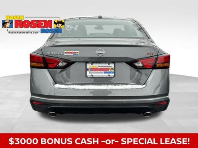 New 2025 Nissan Altima 2.5 SR w/ SR Premium Package