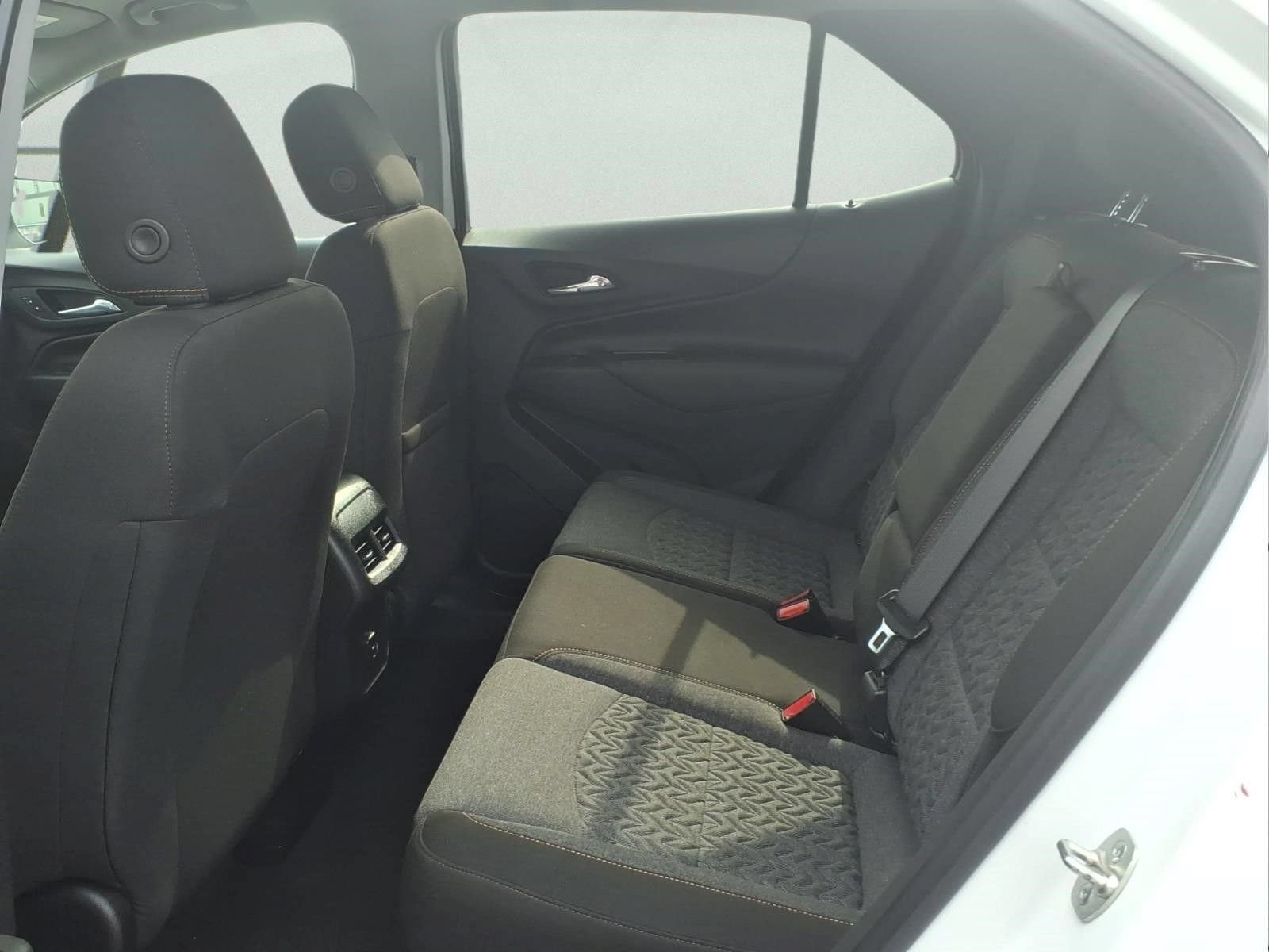 Certified 2024 Chevrolet Equinox LT FWD image 16