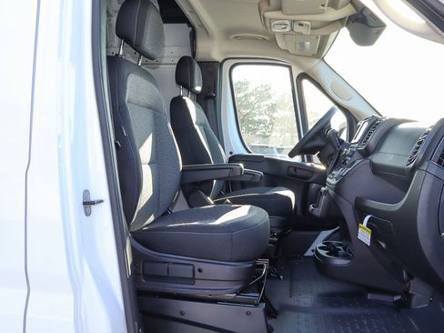 New 2026 RAM ProMaster 2500 w/ Convenience Group image 22