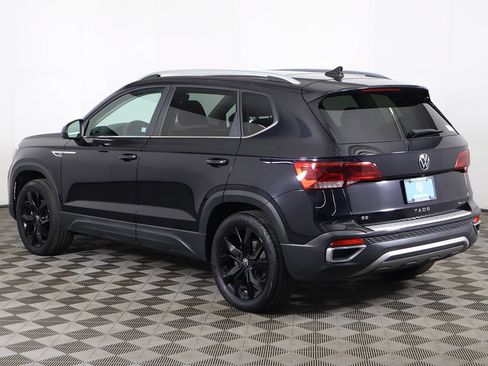 Used 2022 Volkswagen Taos SE AWD/4WD image 11