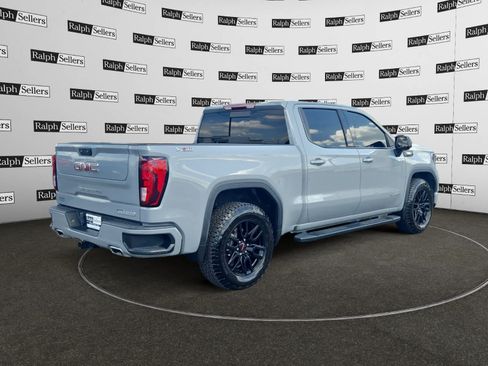 Used 2024 GMC Sierra 1500 Elevation w/ Elevation Premium Package AWD/4WD image 6