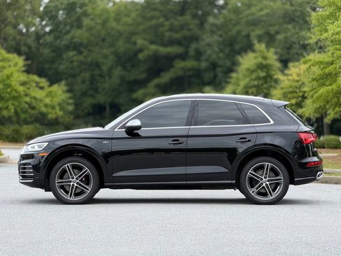 Used 2018 Audi SQ5 Prestige w/ Prestige Package AWD/4WD image 9