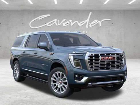 New 2026 GMC Yukon XL Denali w/ Sun & Power Step Package RWD image 7