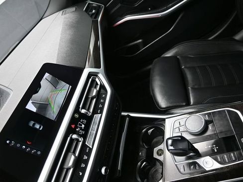 Used 2020 BMW 330i xDrive Sedan w/ Convenience Package image 24