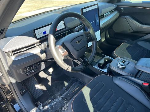 Used 2023 Ford Mustang Mach-E GT AWD/4WD image 31