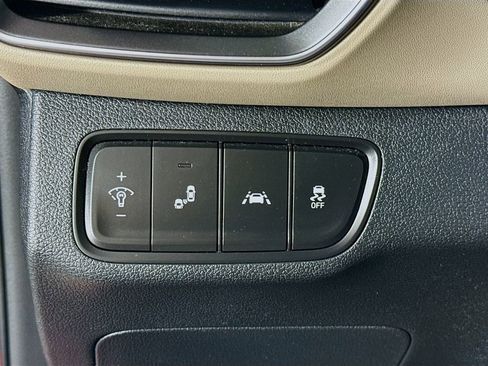 Used 2020 Hyundai Santa Fe SEL FWD image 18