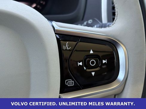 Certified 2025 Volvo XC90 B5 Core w/ Protection Package Premier AWD/4WD image 19