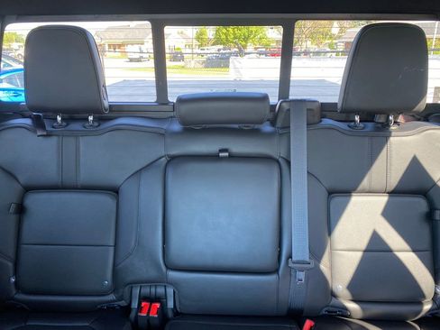 Used 2021 Chevrolet Silverado 1500 High Country w/ Max Trailering Package AWD/4WD image 31