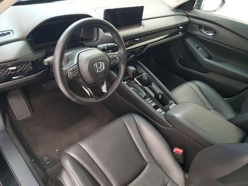 Used 2024 Honda Accord EX-L image 2
