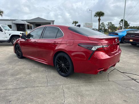 Used 2022 Toyota Camry XSE w/ Navigation Package image 5