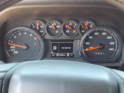 Used 2022 Chevrolet Silverado 1500 Custom Trail Boss w/ Midnight Edition image 18