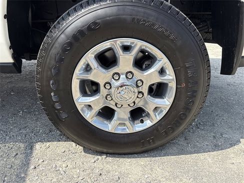 Used 2024 RAM 3500 Laramie image 19