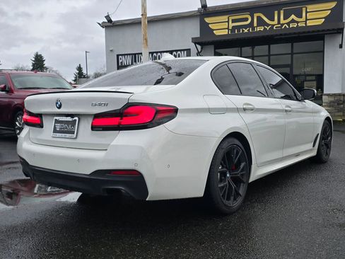 Used 2023 BMW 540i w/ M Sport Package image 10