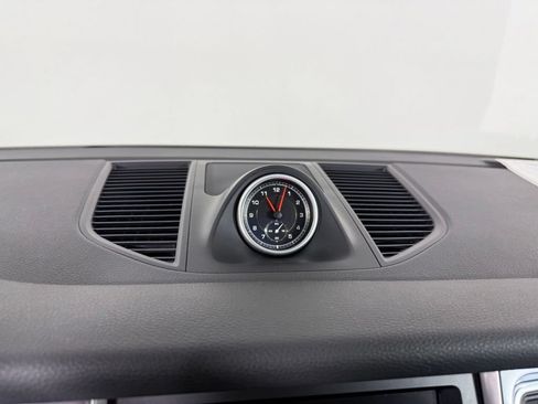 Certified 2016 Porsche Macan S AWD/4WD image 23
