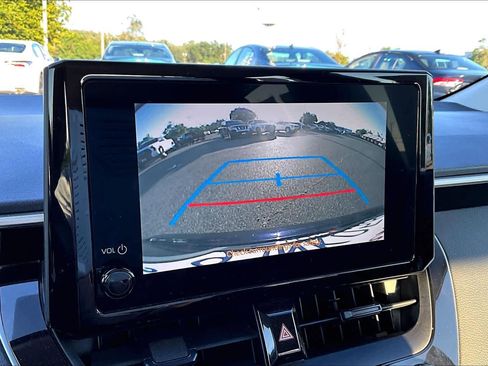 Used 2024 Toyota Corolla LE FWD image 26