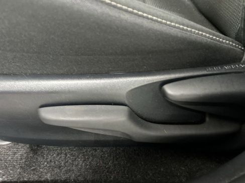 Used 2018 Toyota RAV4 XLE w/ Plus Extra Value Package image 10