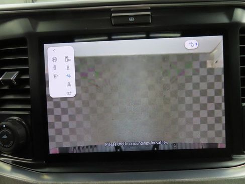 Used 2025 Ford F450 Platinum w/ Platinum Plus Package image 17