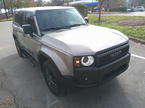 Used 2024 Toyota Land Cruiser 1958 image 2