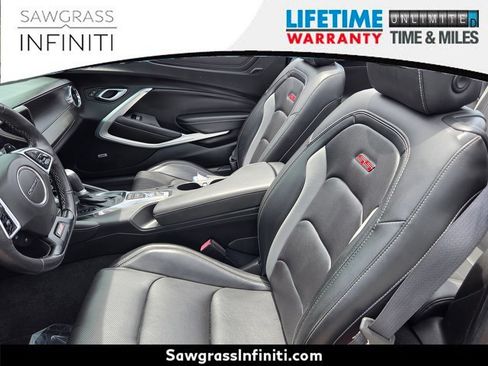 Used 2019 Chevrolet Camaro SS RWD image 21