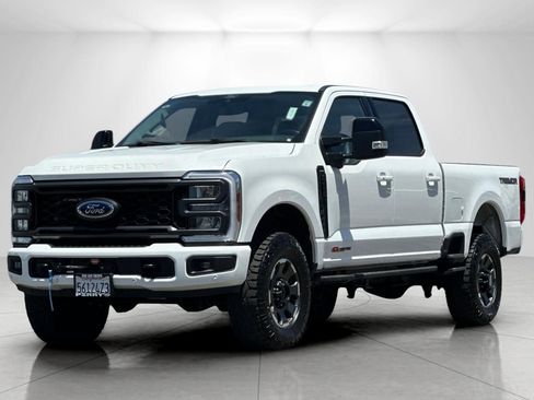 Used 2024 Ford F250 Lariat w/ Lariat Ultimate Package AWD/4WD image 7