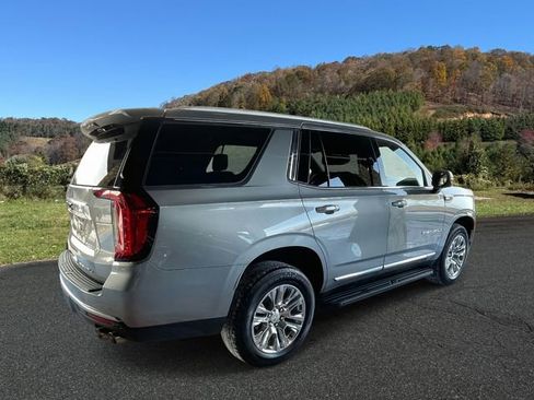 Certified 2023 GMC Yukon Denali image 7