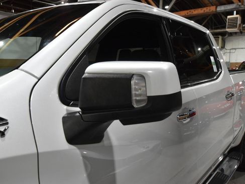 Used 2022 Chevrolet Silverado 1500 High Country AWD/4WD image 56