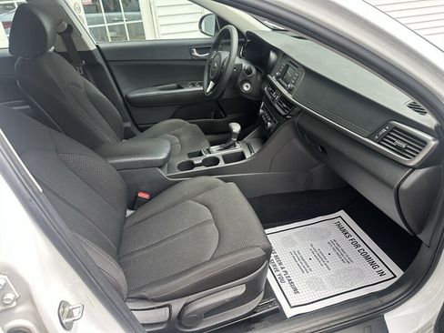 Used 2017 Kia Optima LX FWD image 12