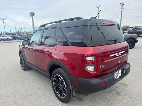 Used 2025 Ford Bronco Sport Outer Banks w/ Outer Banks Tech Package+ image 3