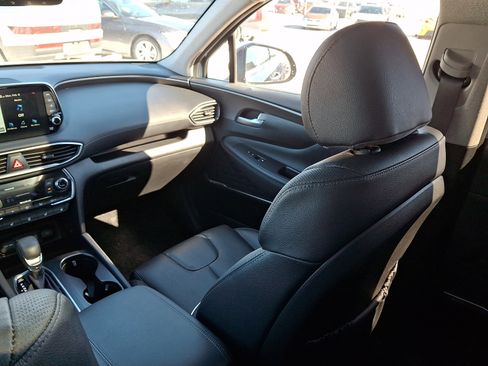 Used 2020 Hyundai Santa Fe Limited image 16