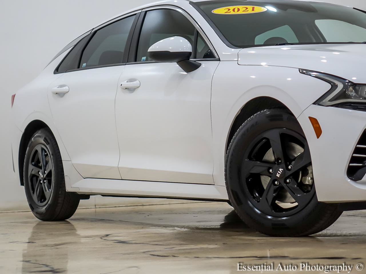 Used 2021 Kia K5 LXS FWD image 4