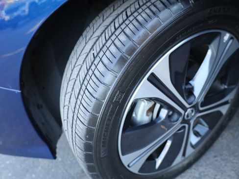 Used 2019 Nissan Leaf SV w/ Protection Package image 29