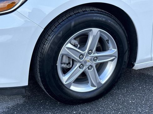 Used 2024 Chevrolet Malibu LS image 29