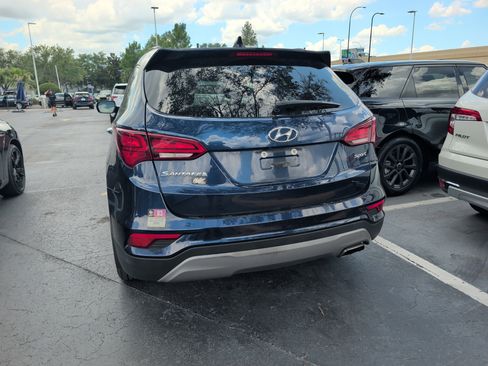 Used 2017 Hyundai Santa Fe Sport FWD image 3
