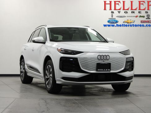 Used 2025 Audi Q6 e-tron Premium Plus w/ Premium Plus AWD/4WD image 1