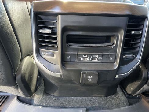 Used 2021 RAM 1500 Laramie AWD/4WD image 11