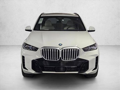 New 2026 BMW X5 xDrive40i w/ M Sport Package image 6