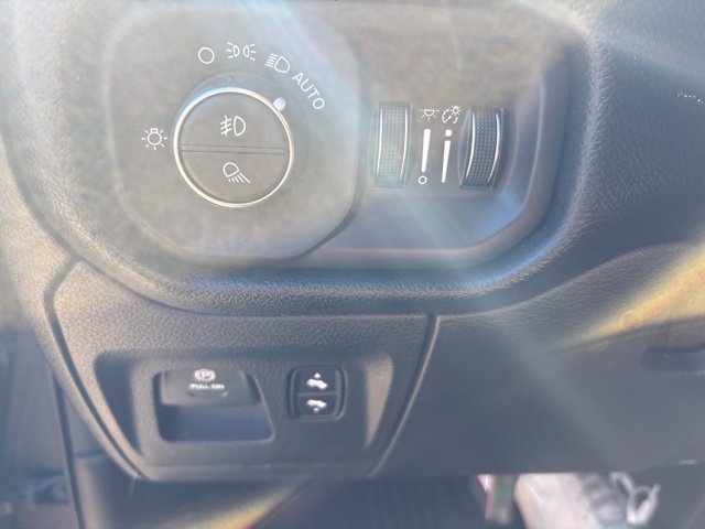 Used 2020 RAM 1500 Laramie AWD/4WD image 14