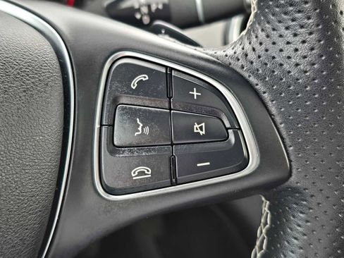 Used 2018 Mercedes-Benz GLA 250 4MATIC image 32