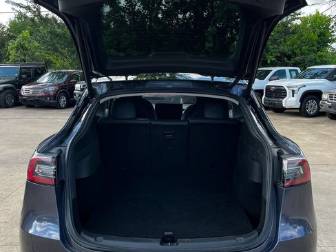 Used 2020 Tesla Model Y Long Range AWD/4WD image 26